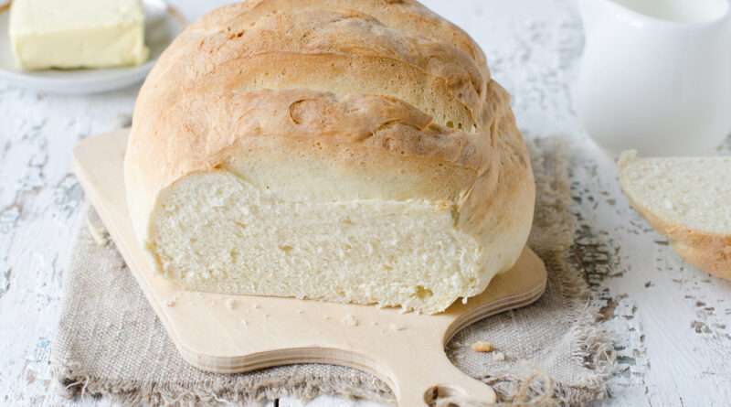 Домашний белый хлеб в духовке - пошаговый рецепт